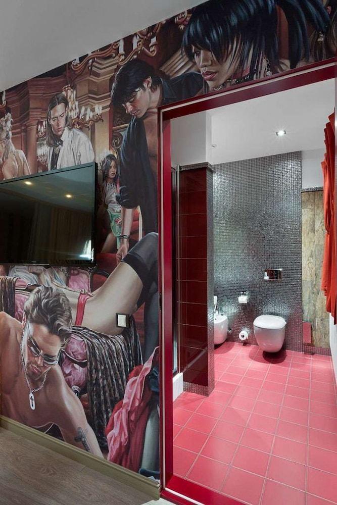 De Gaulle Boutique Hotel خاركيف المظهر الخارجي الصورة