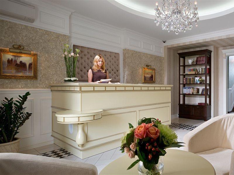 De Gaulle Boutique Hotel خاركيف المظهر الخارجي الصورة