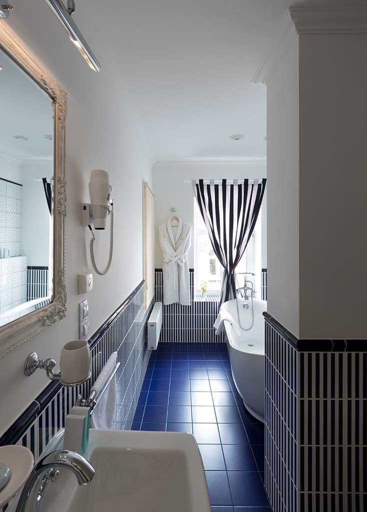 De Gaulle Boutique Hotel خاركيف الغرفة الصورة