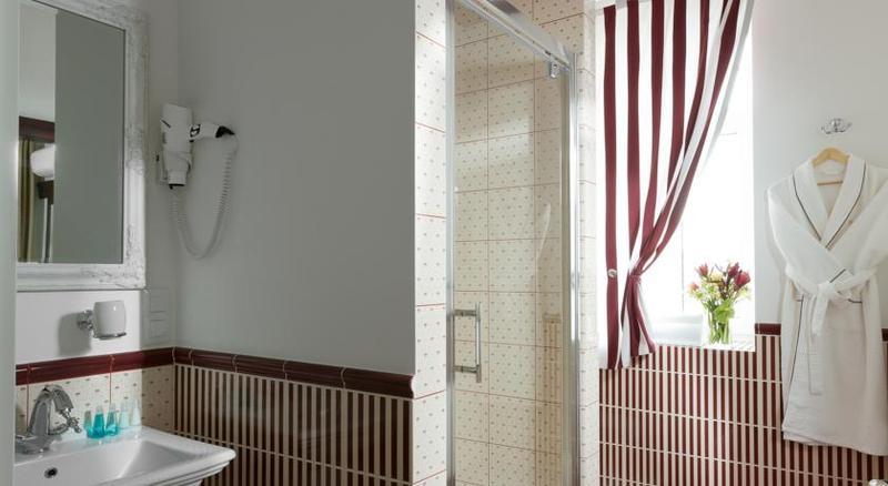 De Gaulle Boutique Hotel خاركيف المظهر الخارجي الصورة