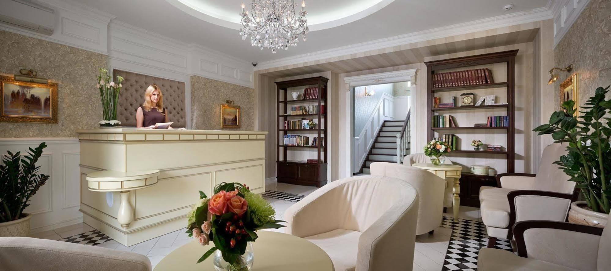 De Gaulle Boutique Hotel خاركيف المظهر الخارجي الصورة