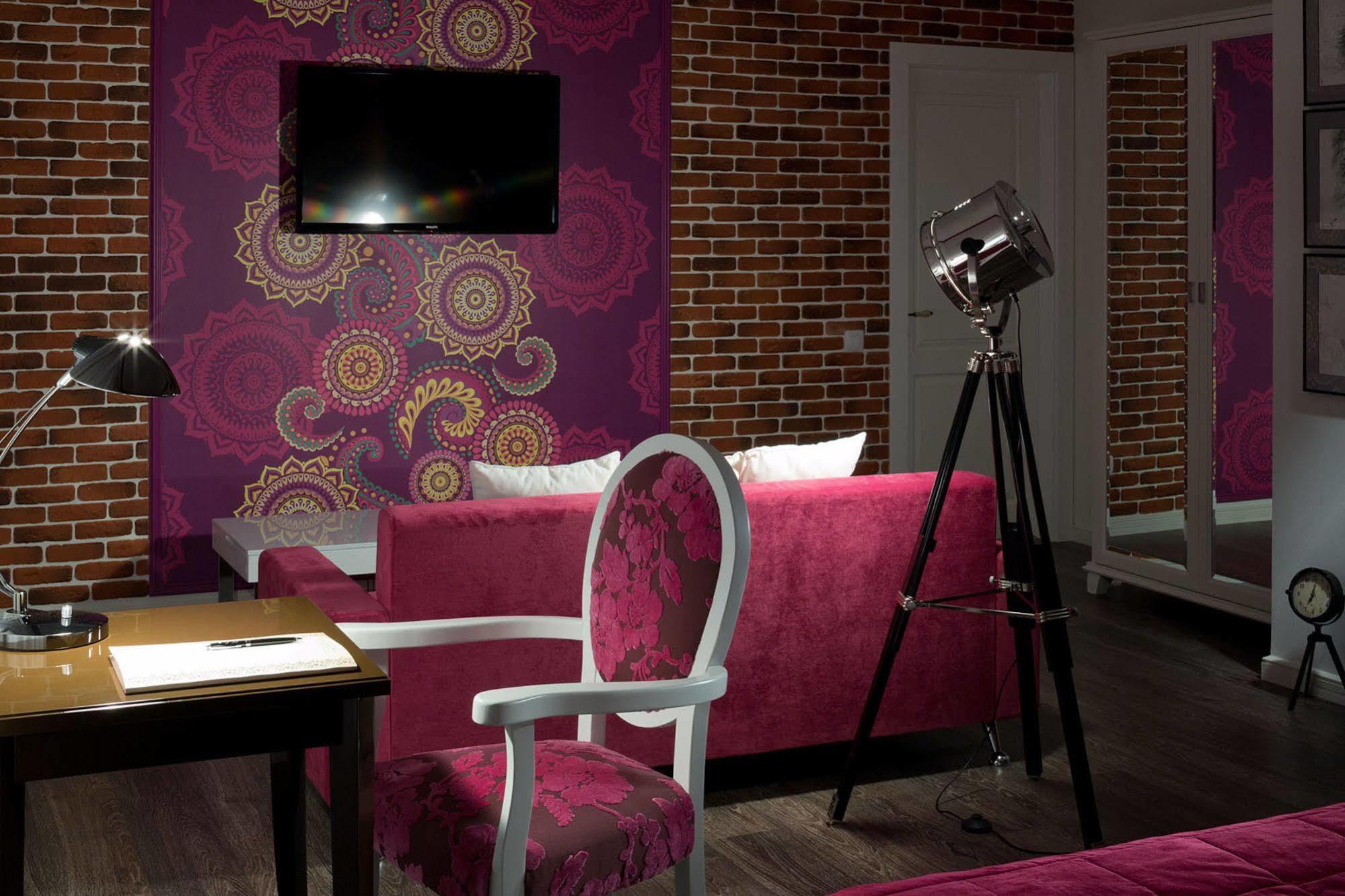 De Gaulle Boutique Hotel خاركيف المظهر الخارجي الصورة