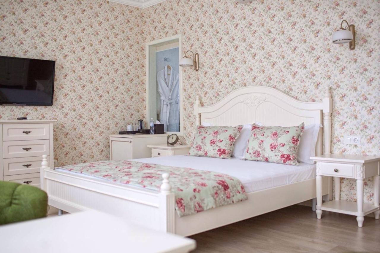 De Gaulle Boutique Hotel خاركيف المظهر الخارجي الصورة